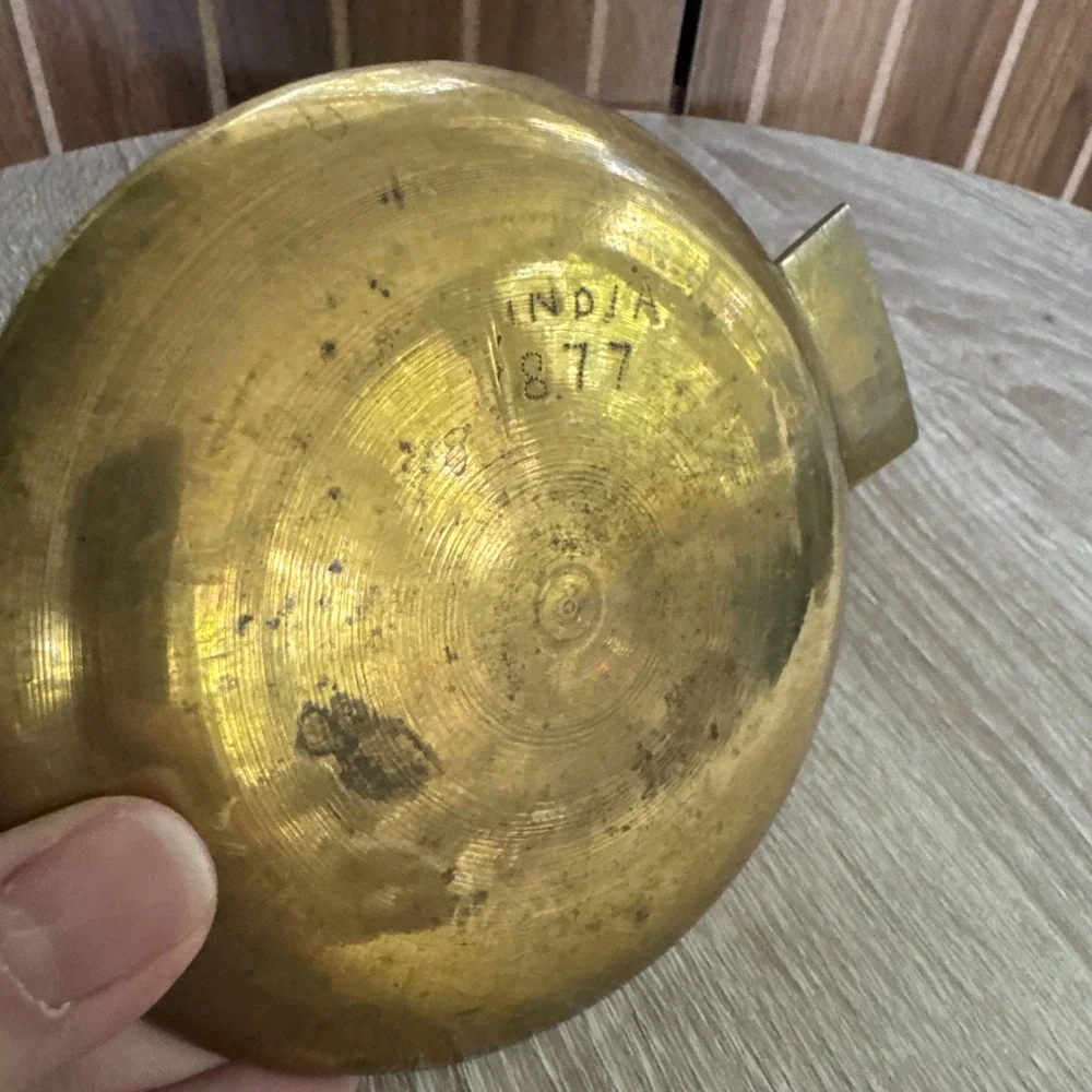 Vintage Round Brass Engraved Cigarette or Cigar Ashtray Ash Tray Flowers